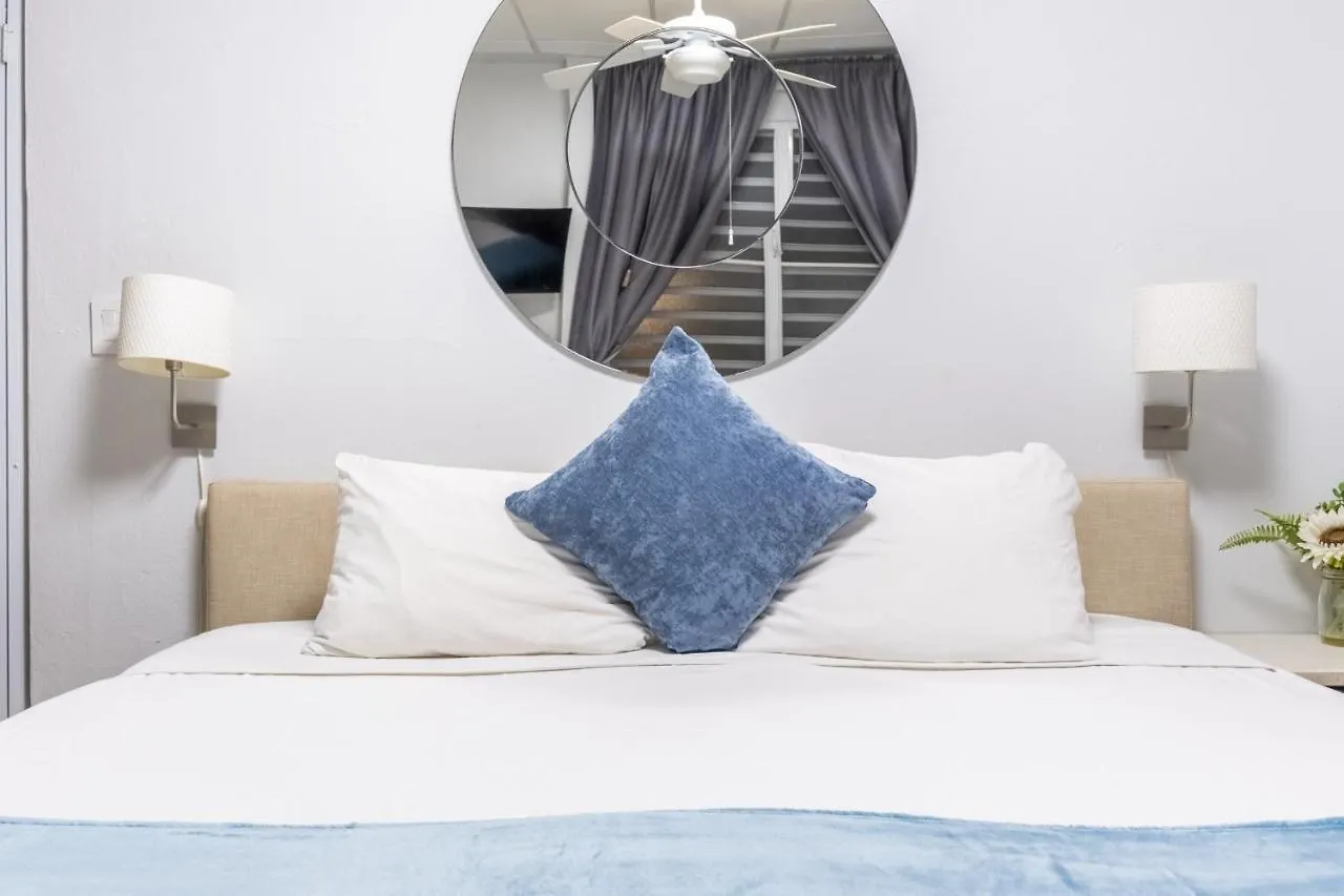 Prime Location At Condado Beach King Studio - Apt 4 산후안
