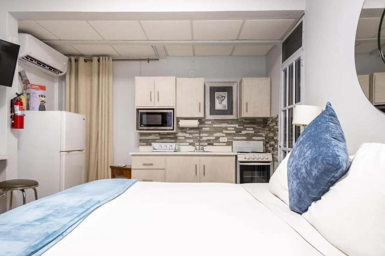 Prime Location At Condado Beach King Studio - Apt 4 산후안
